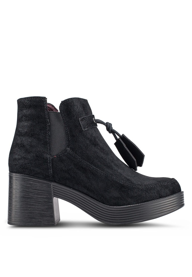 Sepatu Boot Musim Dingin yang Recommended Untuk Para Wanita