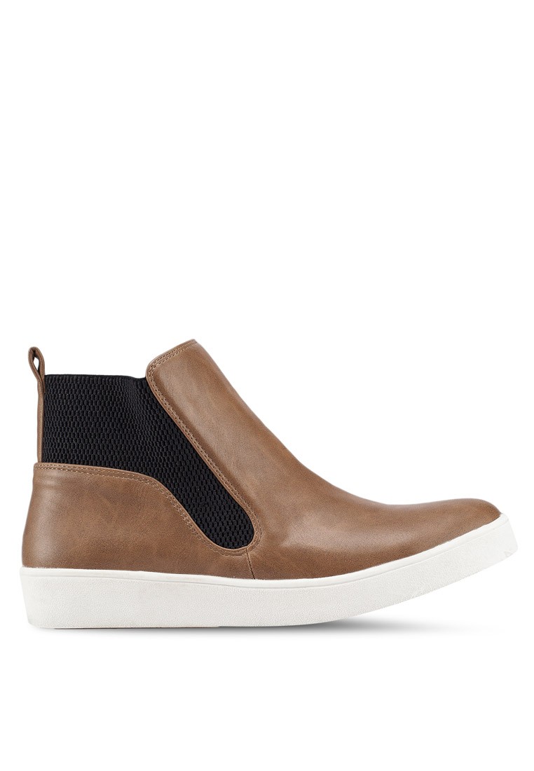 Pilihan Boot Sporty yang Menawan, Cantik dan Nyaman